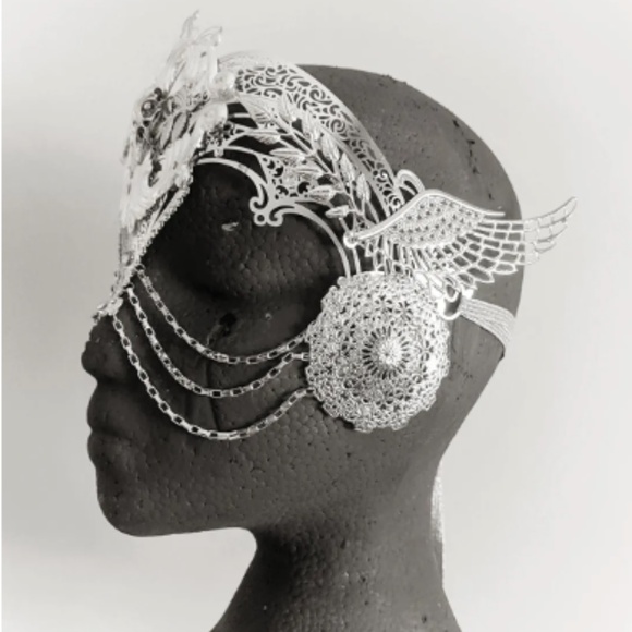 Helm of Freya masquerade mask - Valkyrie Viking headpiece - silver or gold - Picture 5 of 6